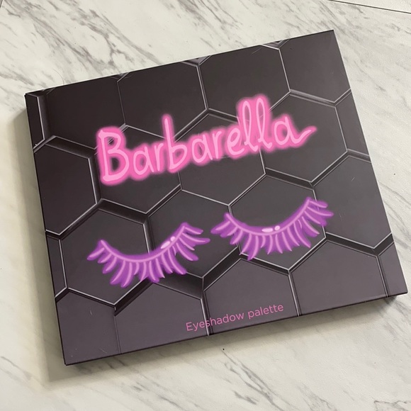 Barbarella Eyeshadow Palette - Picture 3 of 4